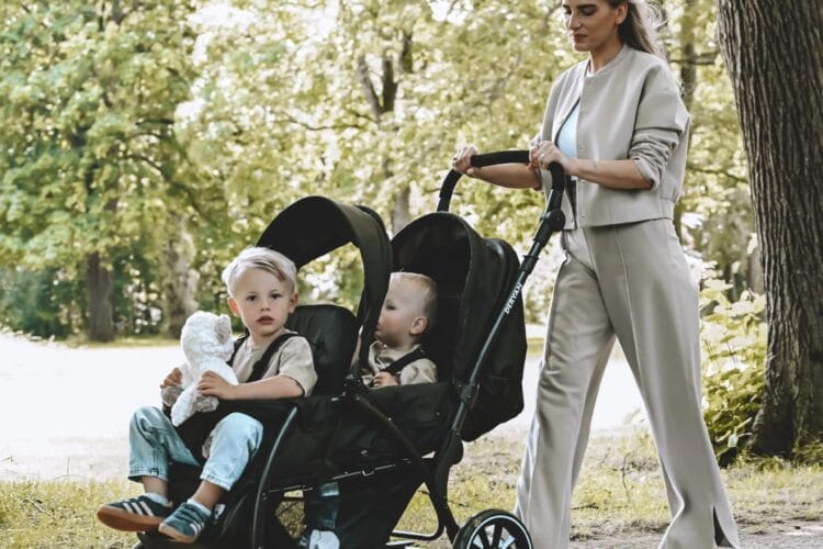 Poussettes d’occasion à Marrakech : Les meilleures marques pour les jumeaux